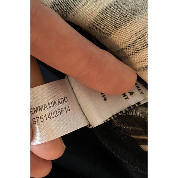 Diane Von Furstenberg DVF Size 4 Emma Mikado Wool Silk Blend Pencil Skirt Career - Picture 6 of 6